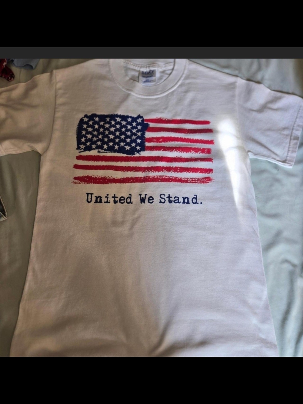 Vintage 'United We Stand'M&O Knits HeavyWeight White Tee - Small